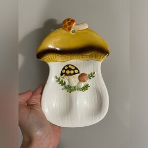 Merry Mushroom Spoon Rest